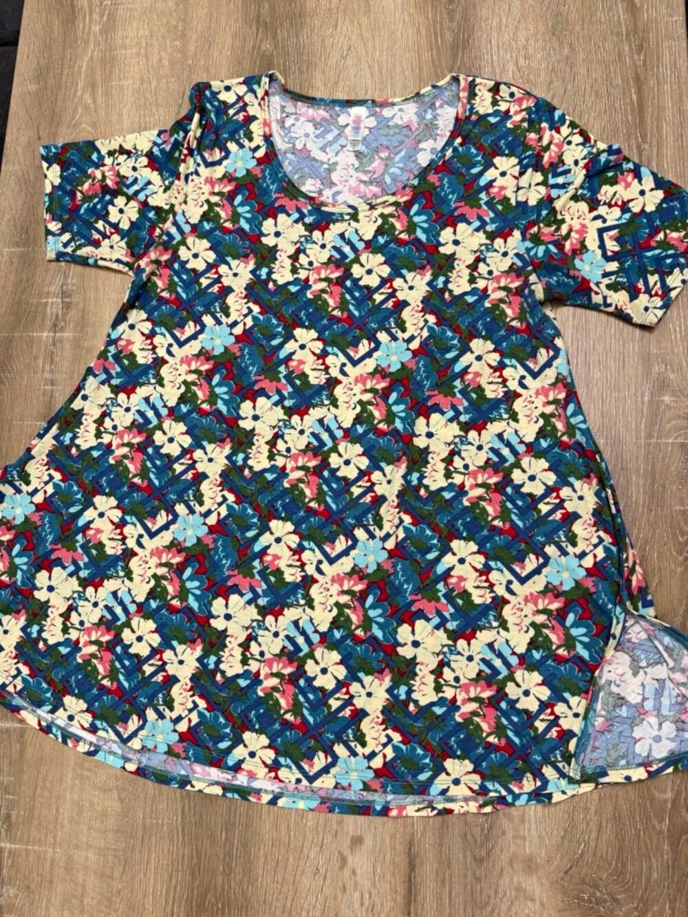 LuLaRoe Blue/Cream Floral T-Shirt Dress M Round Neck 3/4 Sleeve Knee Jersey